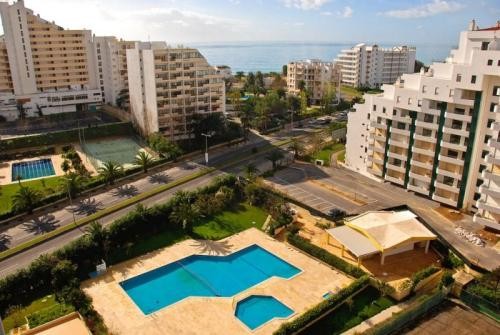One-Bedroom Apartment with Balcony (4 Adults)