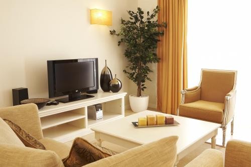 Three-Bedroom Luxury Family Suite